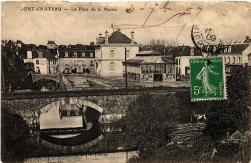 Cpa pont chateau place - la,